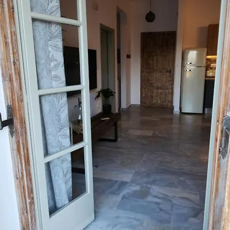 Casa Kairis Premium Suites Kamari  Exterior photo
