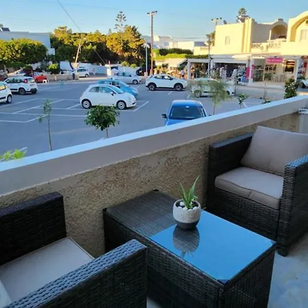 Casa Kairis Premium Suites Kamari  Exterior photo