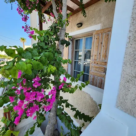 Casa Kairis Premium Suites Kamári Esterno foto